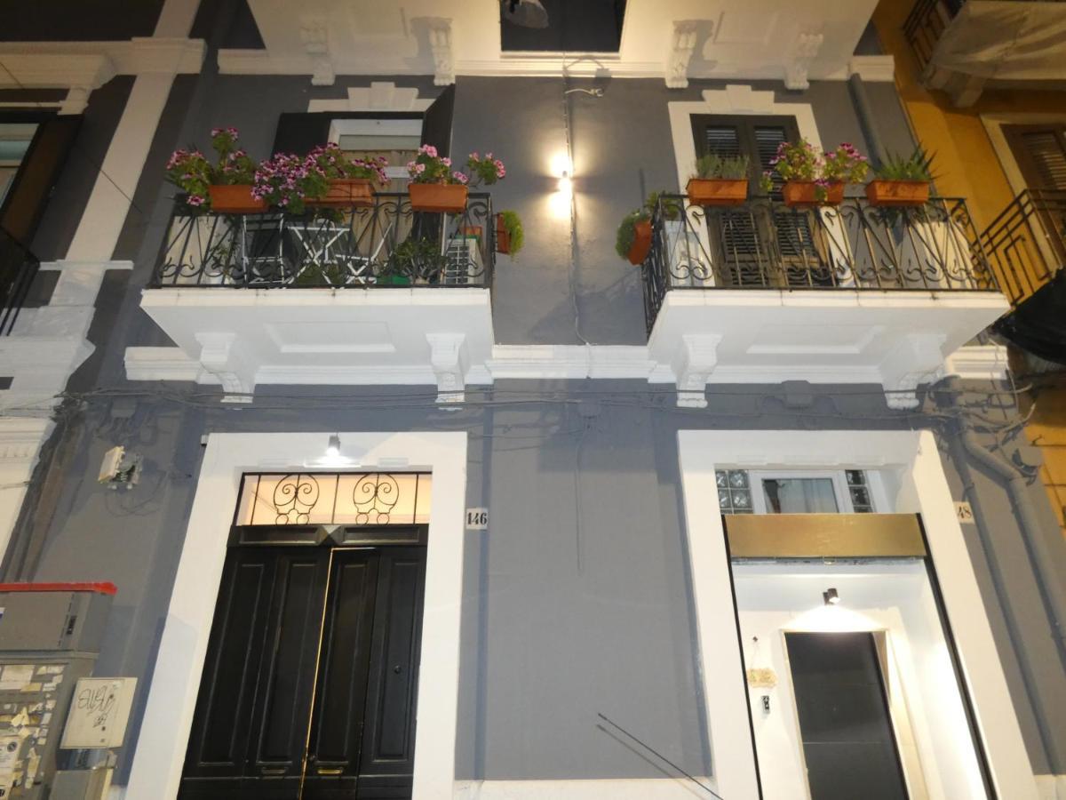Casa Simonetta Apartment Bari Bagian luar foto
