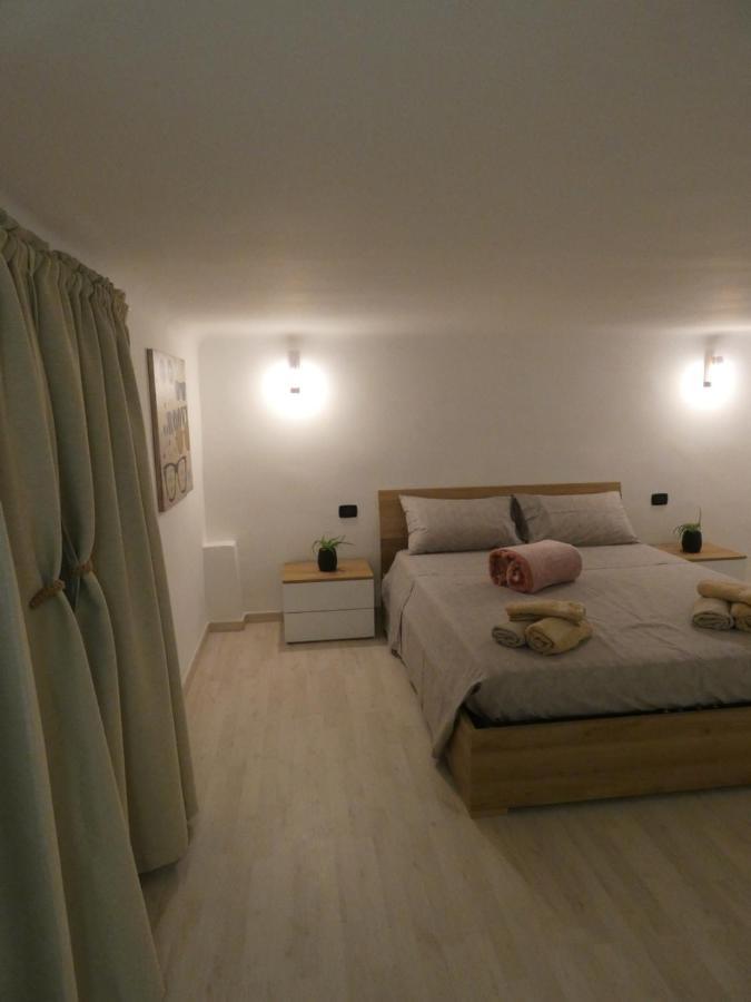 Casa Simonetta Apartment Bari Bagian luar foto