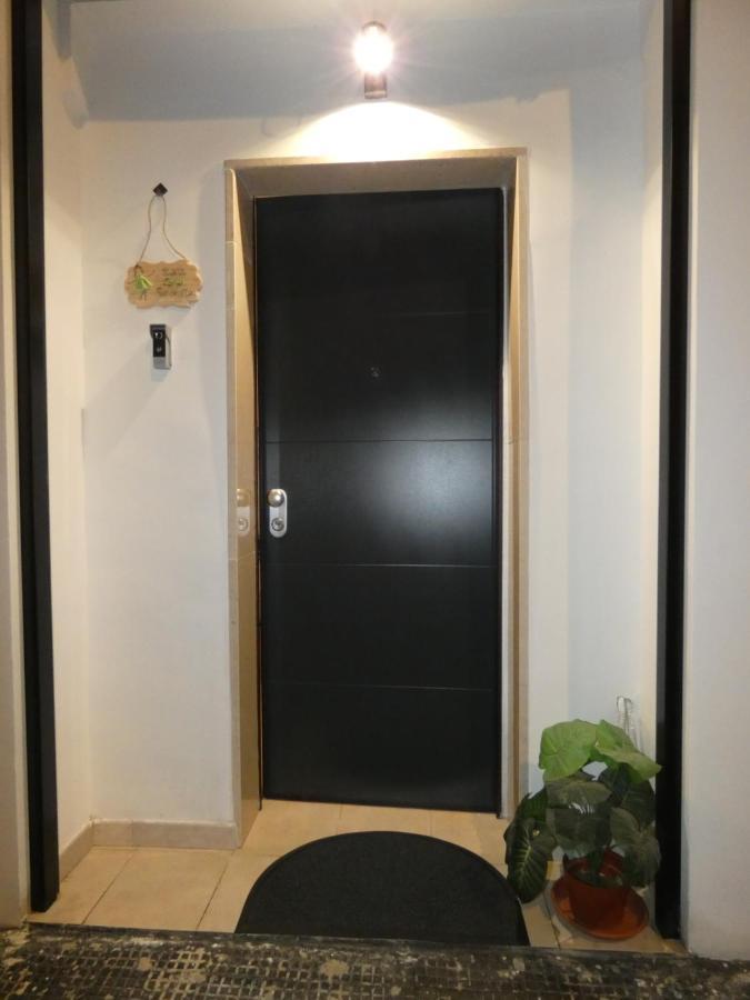 Casa Simonetta Apartment Bari Bagian luar foto