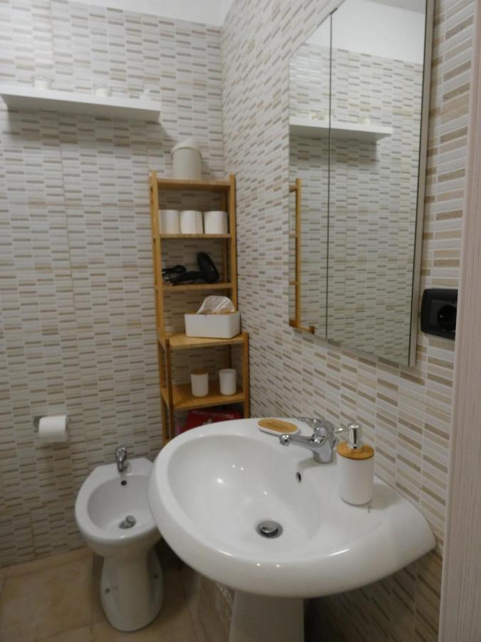 Casa Simonetta Apartment Bari Bagian luar foto