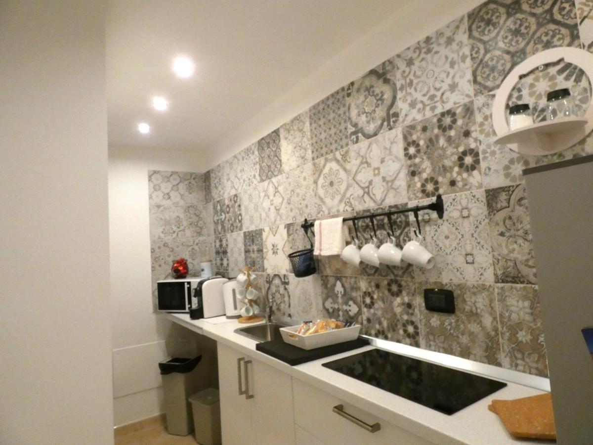 Casa Simonetta Apartment Bari Bagian luar foto