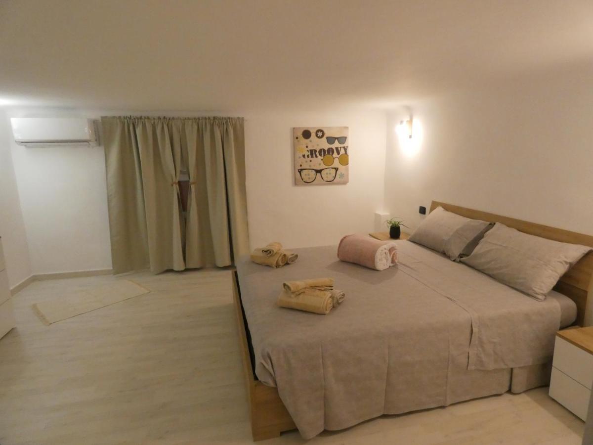 Casa Simonetta Apartment Bari Bagian luar foto